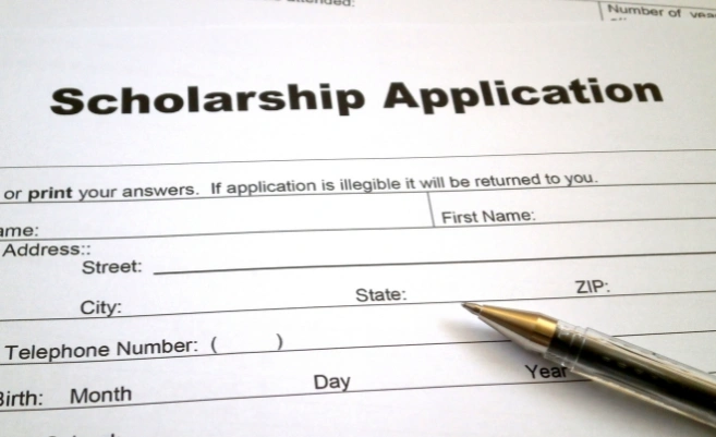 How Recovery House Scholarships Work
